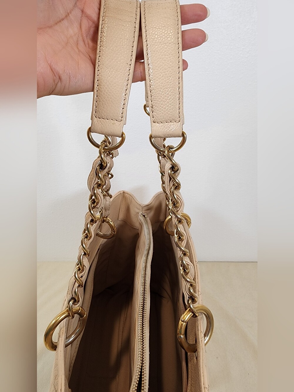Chanel 2008-2009 Grand Shopping Tote. Minor Fade On Hardware. - Picture 11 of 16
